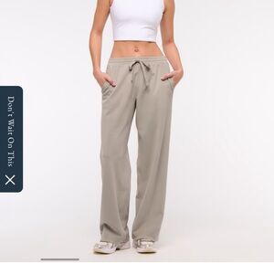 Abercrombie ypb Women's Beige Drawstring Pants
